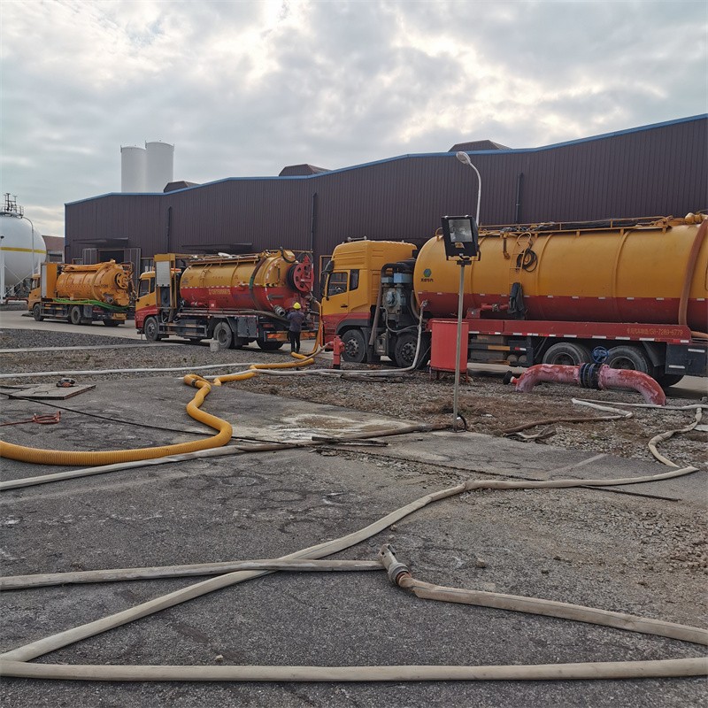 织金污水池清理